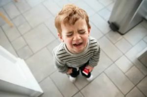 Ребенок 6 лет плачет по любому поводу