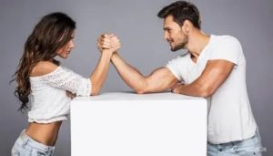 Странные отношения между мужчиной и женщиной
