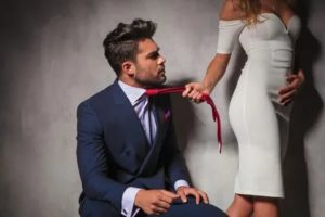 Правильное поведение женщины по отношению к мужчине