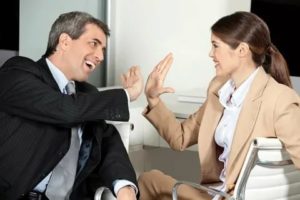 Как наладить отношения с начальником женщиной