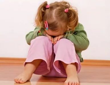 Ребенок 6 лет плачет по любому поводу